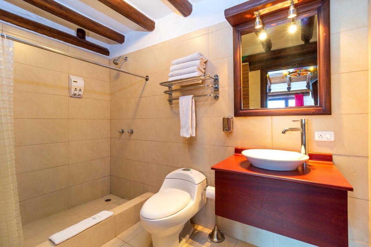 Hotel Ile Banos  Ngoại thất bức ảnh