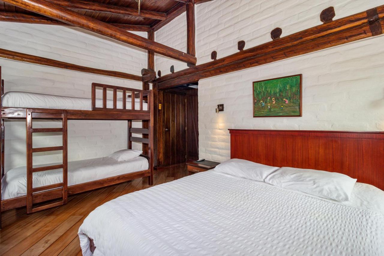 Hotel Ile Banos  Ngoại thất bức ảnh
